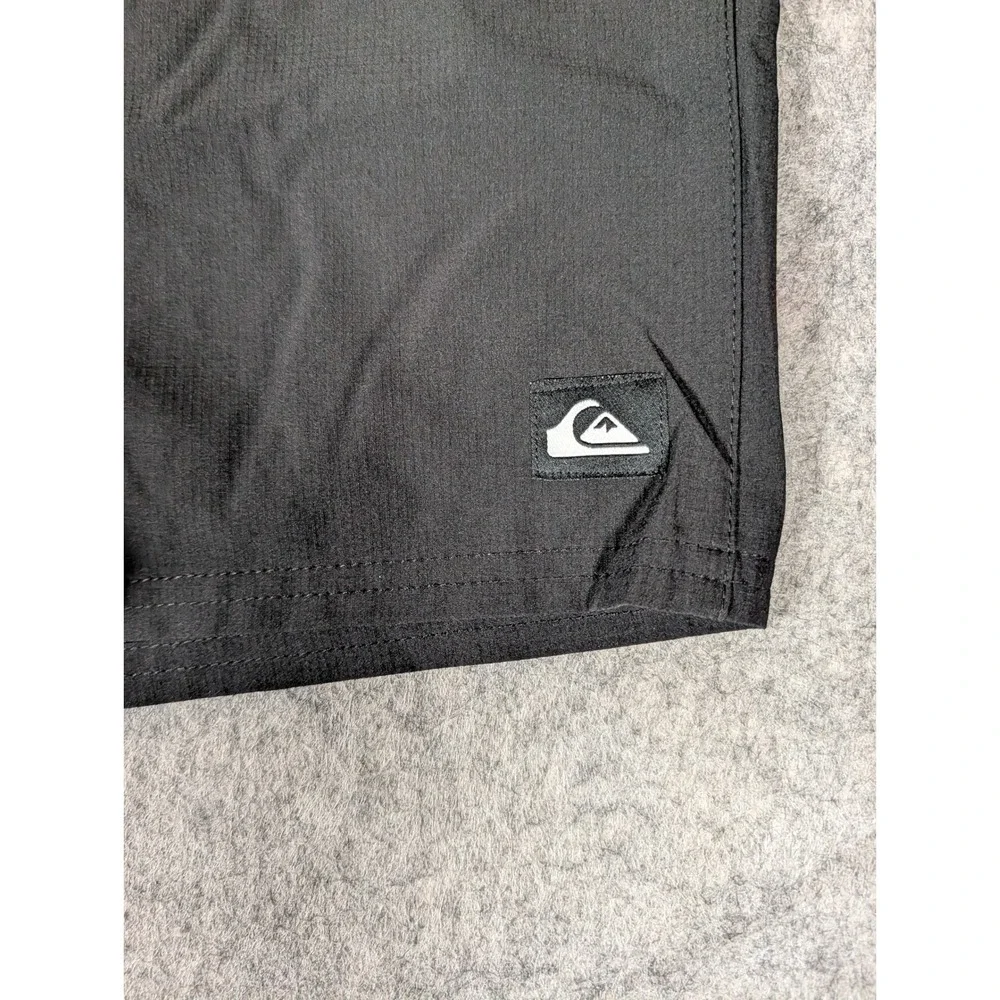 Quiksilver Mens Performance Board Shorts Black Solid Surf Trunks Size Small/32